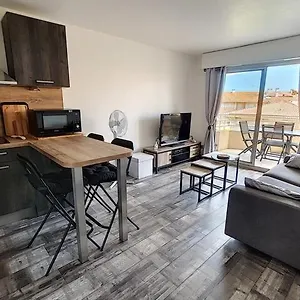 Jl Port Apartment Frejus
