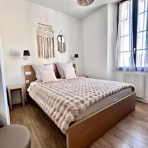 3 Pieces Vue A Proximite Des Parfumeries Apartment Grasse